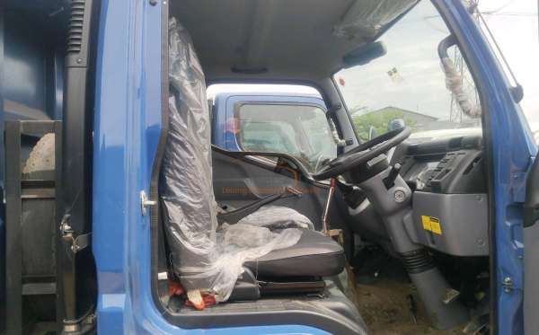 MITSUBISHI CANTER FE 74