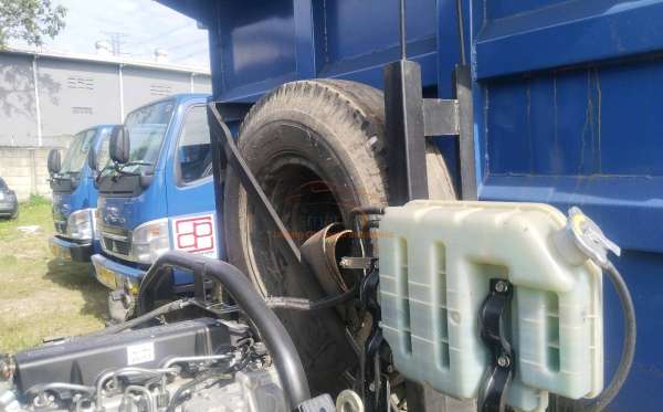 MITSUBISHI CANTER FE 74