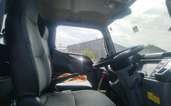 MITSUBISHI CANTER FE 74