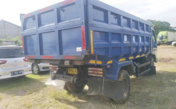MITSUBISHI CANTER FE 74