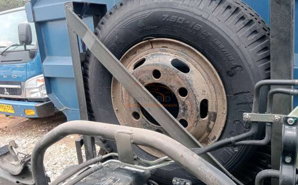 MITSUBISHI CANTER FE 74