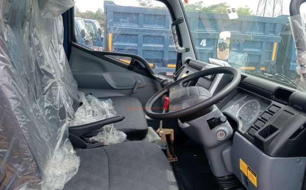 MITSUBISHI CANTER FE 74
