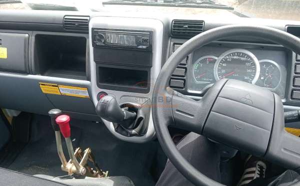 MITSUBISHI CANTER FE 74