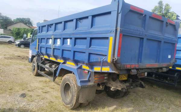 MITSUBISHI CANTER FE 74