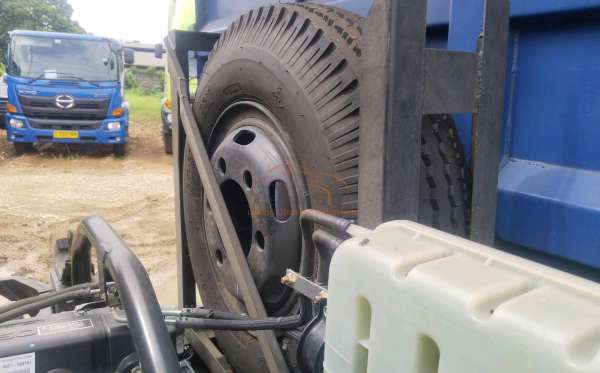 MITSUBISHI CANTER FE 74
