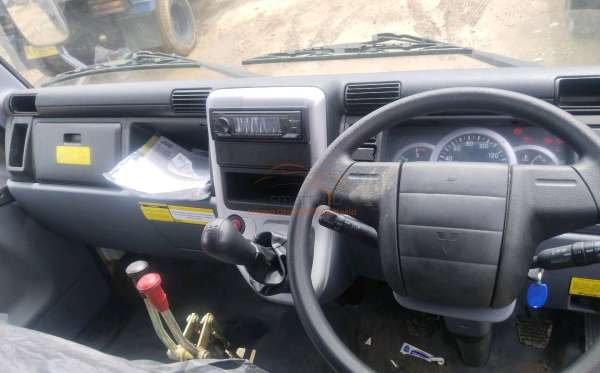 MITSUBISHI CANTER FE 74