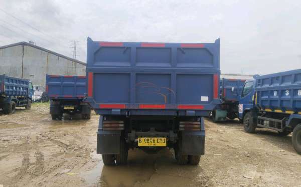 MITSUBISHI CANTER FE 74