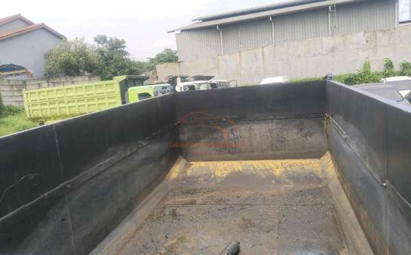 MITSUBISHI CANTER FE 74