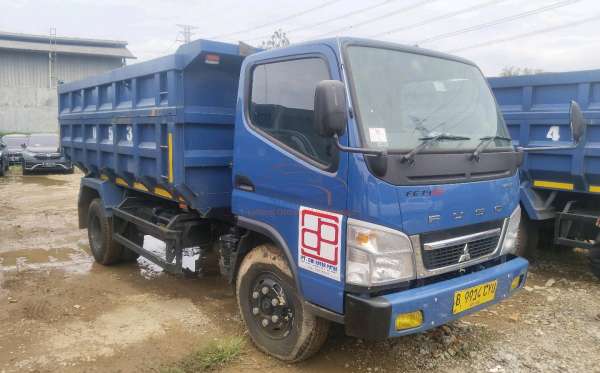MITSUBISHI CANTER FE 74