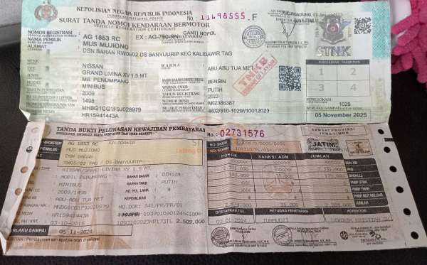 NISSAN GRAND LIVINA XV