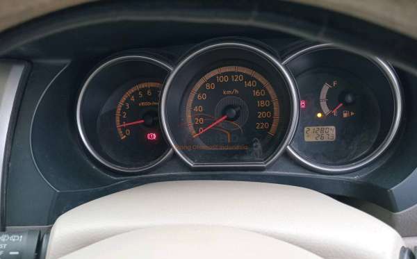 NISSAN GRAND LIVINA XV