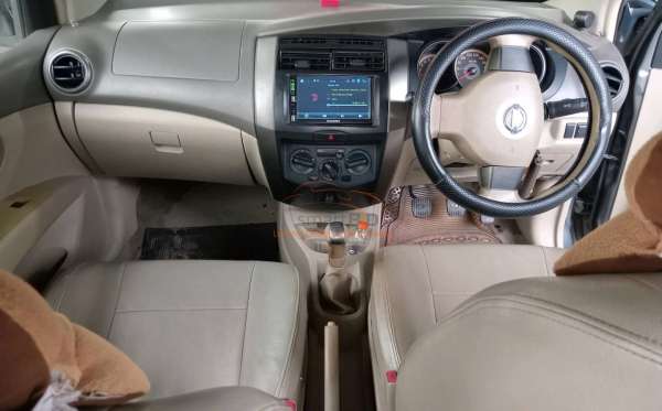 NISSAN GRAND LIVINA XV