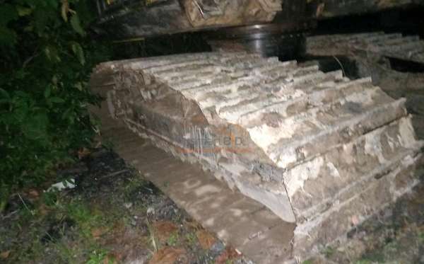 SUMITOMO EXCAVATOR SH130LF-6