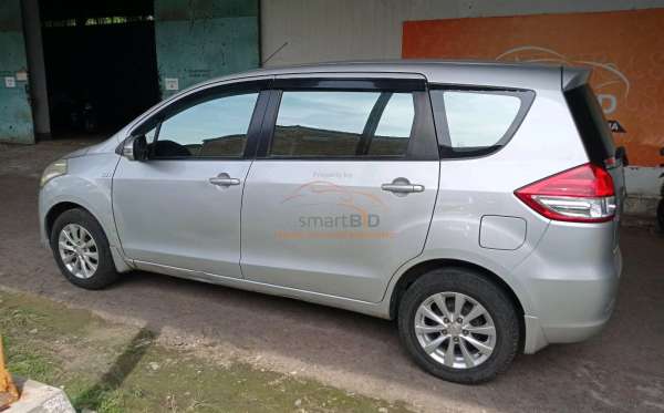 SUZUKI ERTIGA