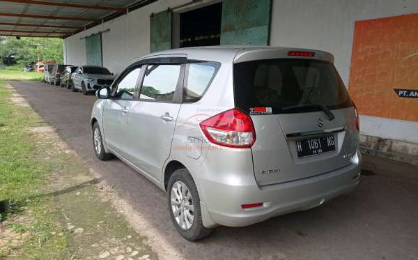 SUZUKI ERTIGA