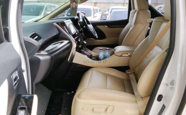 TOYOTA ALPHARD 2.5 G