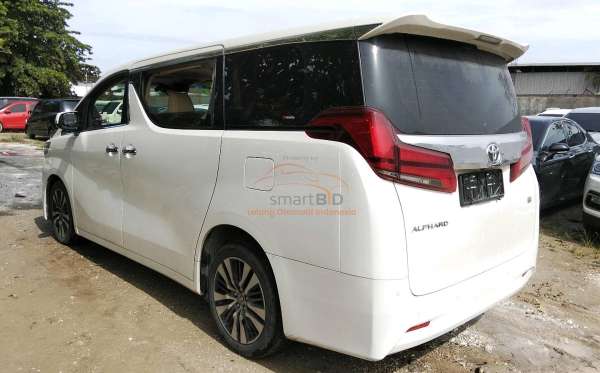 TOYOTA ALPHARD 2.5 G