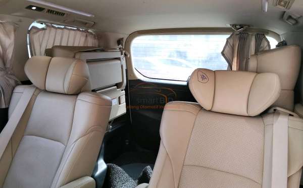 TOYOTA ALPHARD 2.5 G