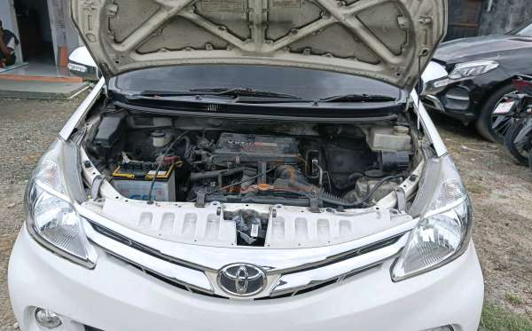 TOYOTA  AVANZA  G