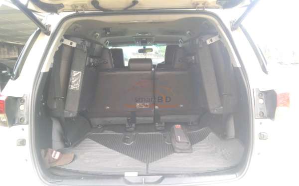 TOYOTA  FORTUNER  2.4 VRZ