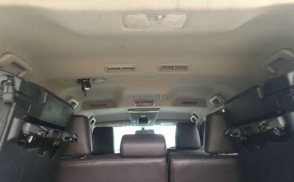 TOYOTA  FORTUNER  2.4 VRZ