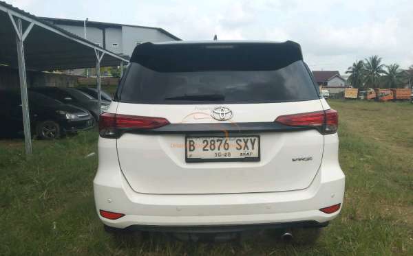 TOYOTA  FORTUNER  2.4 VRZ