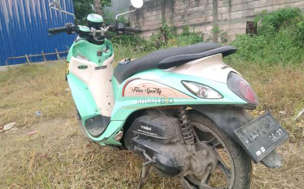 YAMAHA MIO FINO SPORTY 125 BLUE CORE
