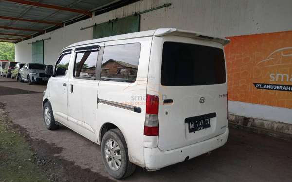 DAIHATSU GRAN MAX
