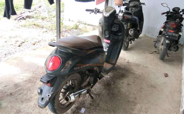 HONDA SCOOPY PRESTIGE