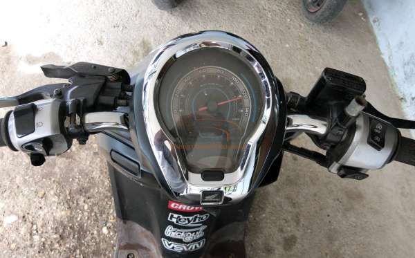 HONDA SCOOPY PRESTIGE