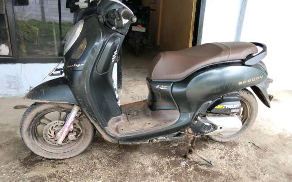 HONDA SCOOPY PRESTIGE