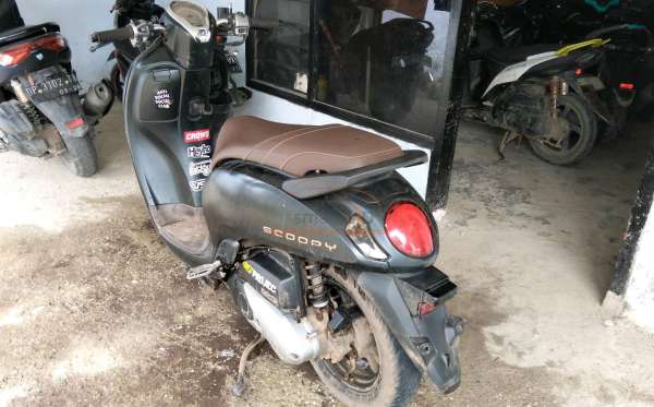 HONDA SCOOPY PRESTIGE