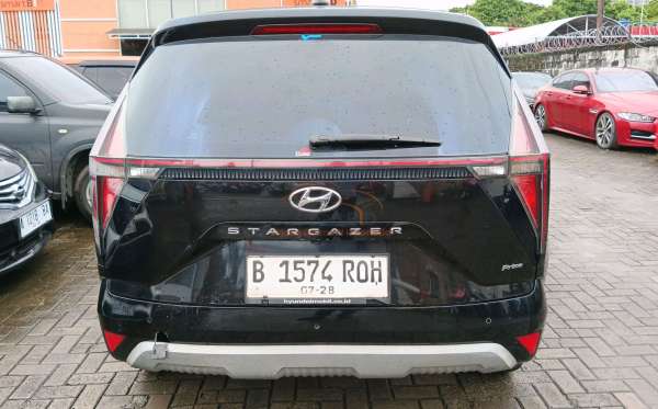 HYUNDAI STARGAZER