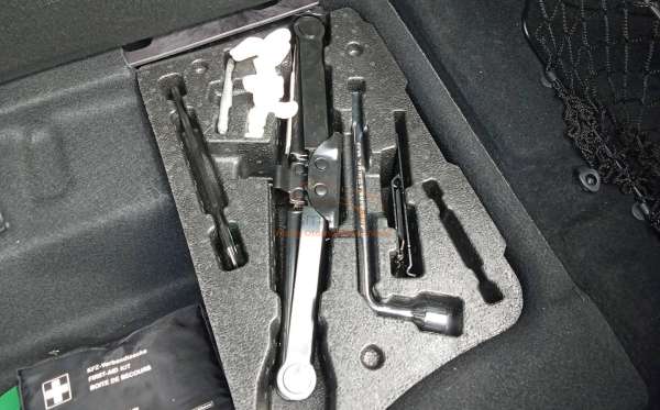 MERCEDES BENZ S400 L