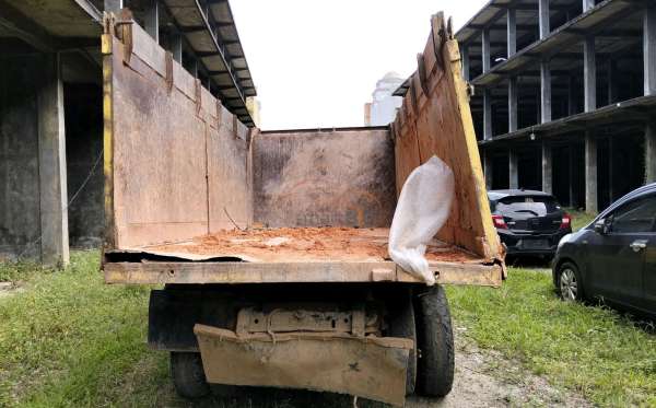 MITSUBISHI FE 75 SHDX