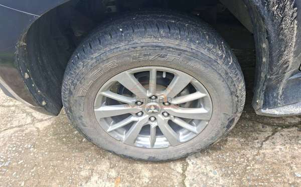 MITSUBISHI PAJERO SPORT 2.5L EXCEED (4X2)