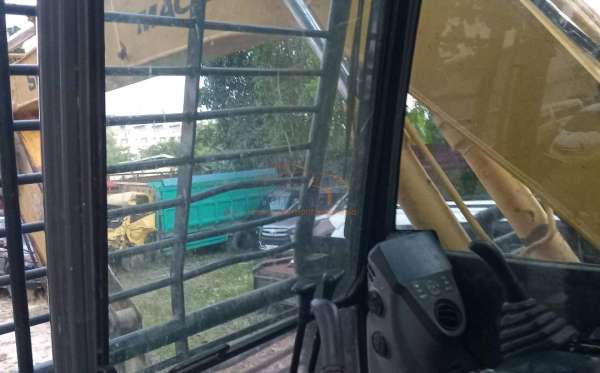 SUMITOMO EXCAVATOR SH130LF-6