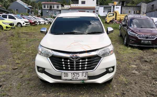 TOYOTA AVANZA