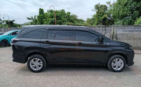 TOYOTA AVANZA 1.3 E