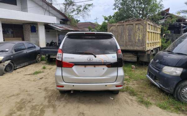 TOYOTA AVANZA