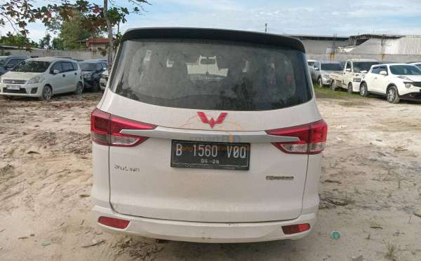 WULING CONFERO