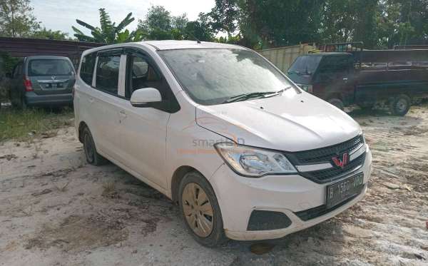 WULING CONFERO
