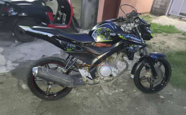 YAMAHA VIXION