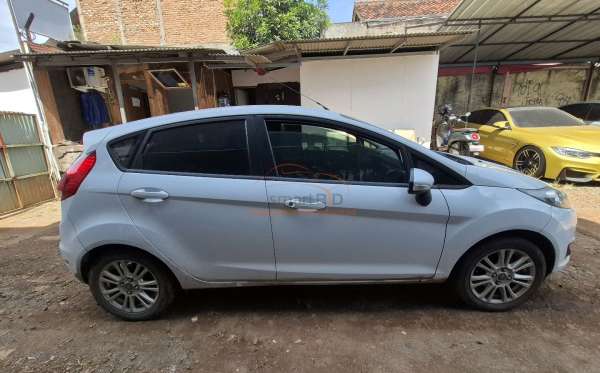 FORD FIESTA 1.5L