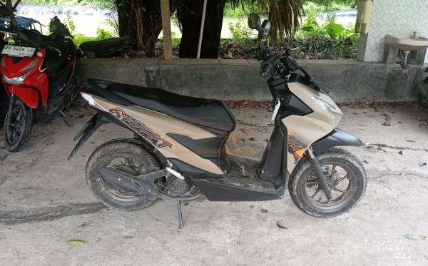 HONDA  BEAT STREET