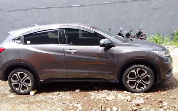 HONDA  HRV  RU1 1.5 E PLUS