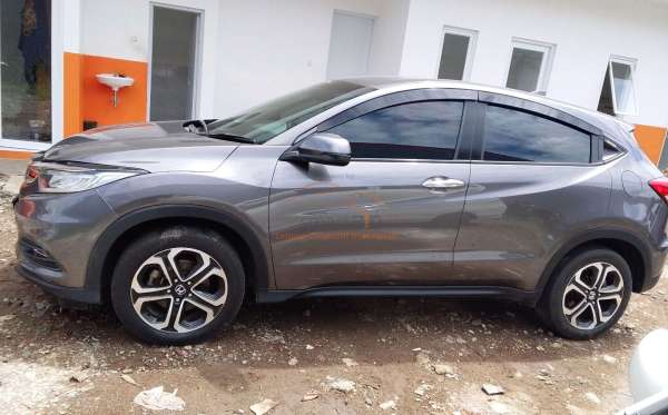 HONDA  HRV  RU1 1.5 E PLUS