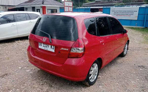 HONDA  JAZZ  GD3 1.5 IDSI MT