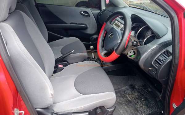 HONDA  JAZZ  GD3 1.5 IDSI MT