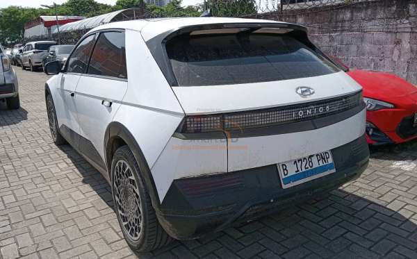 HYUNDAI IONIQ 5 EV SIGNATURE